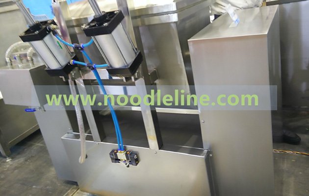 Vacuum Machine for Mixing Dough